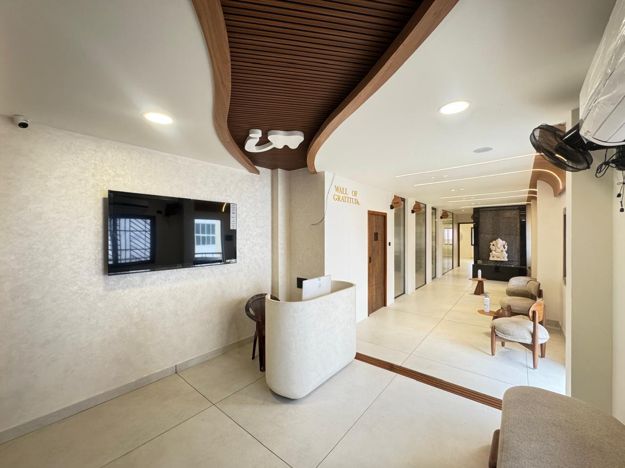 iDental reception and main corridor